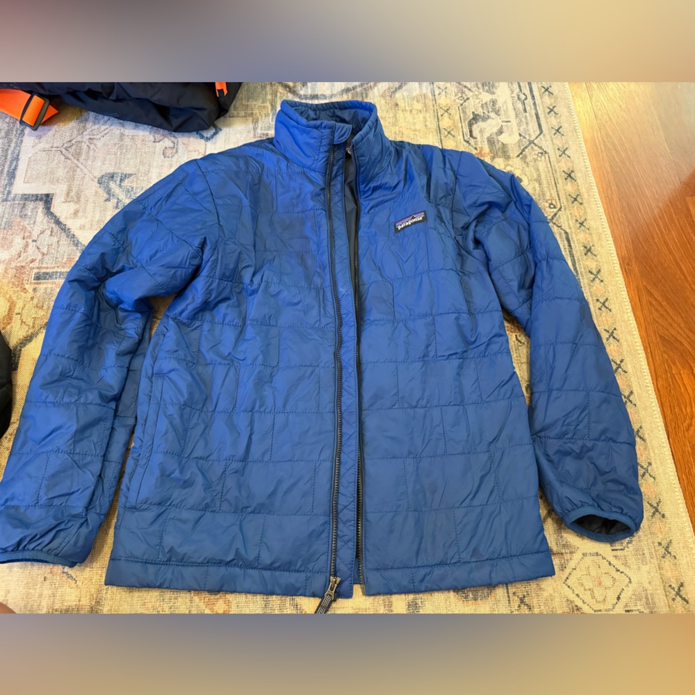 Patagonia Men's Deep Blue Puffer Jacket